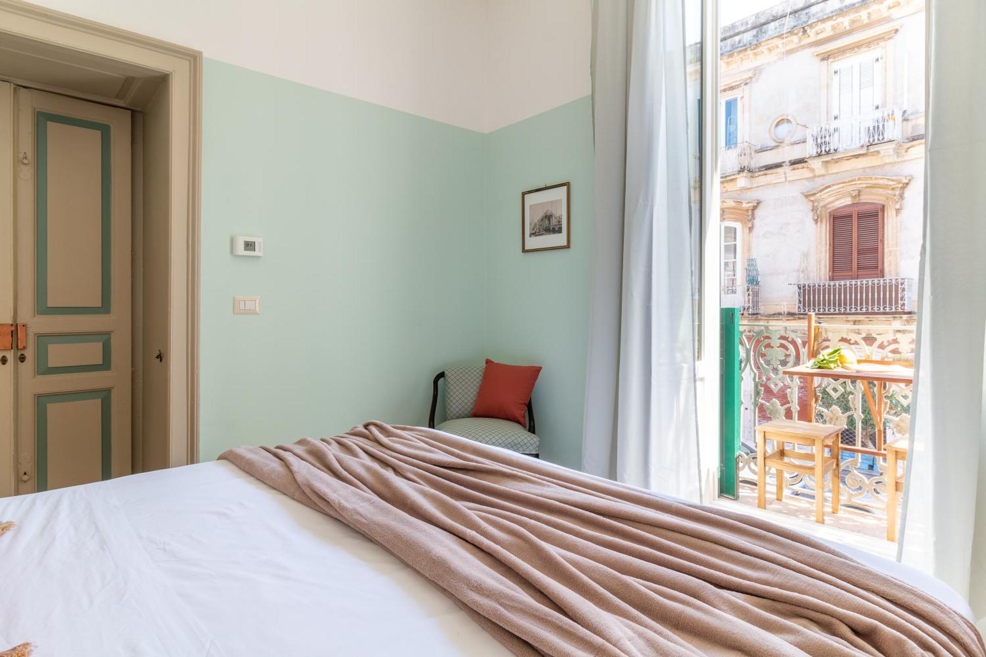 Autentica Ortigia Syracuse Room photo